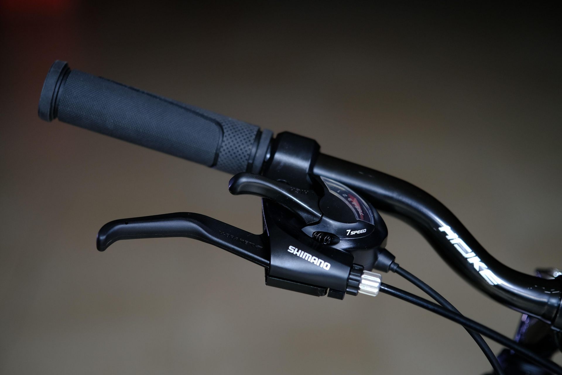 Манетка Shimano ST-EF-41 - 7 HOKE Jade 50 V белый-розовый 15